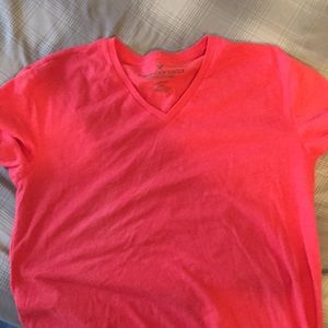 American Eagle V neck